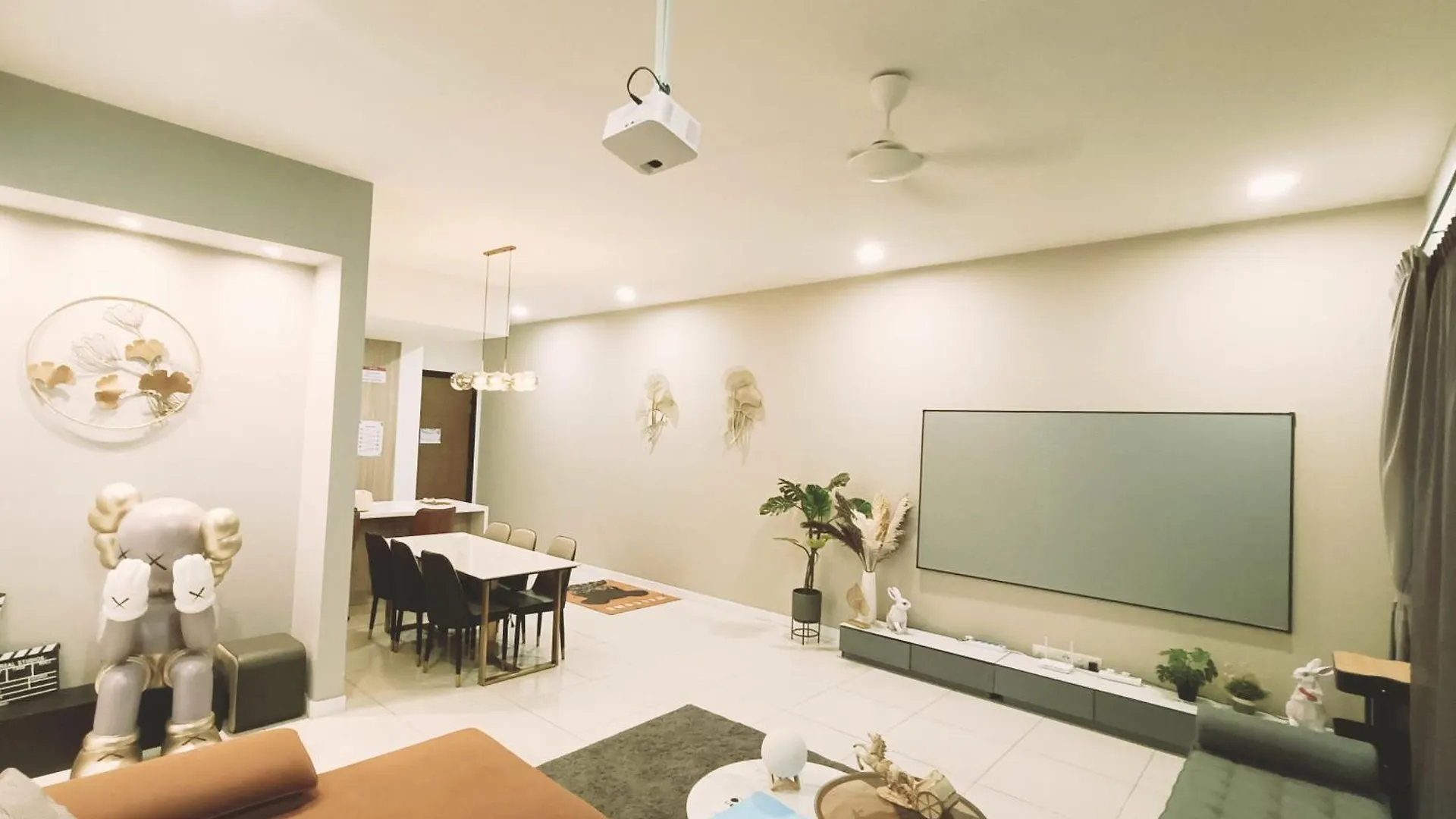 8 Kuala Lumpur City For 4 To 10 Pax Of 4 Bedrooms And 3 Bathrooms Near Klcc Malaysia